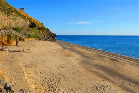 23 Best Nude Beaches in Italy: Naturist Paradises